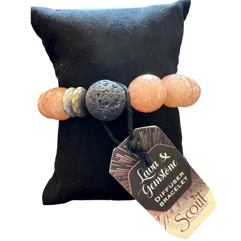 NWT Diffuser bracelet